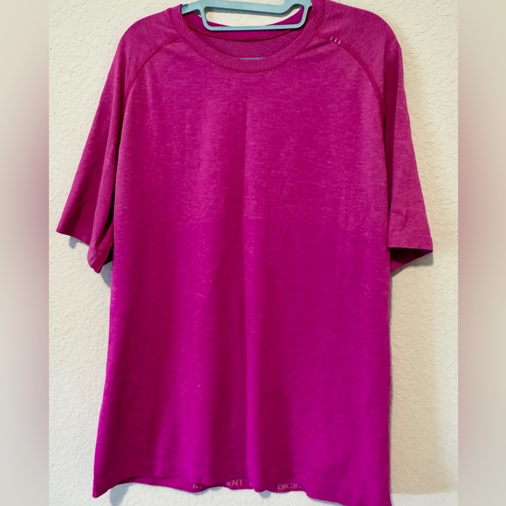 Lululemon top